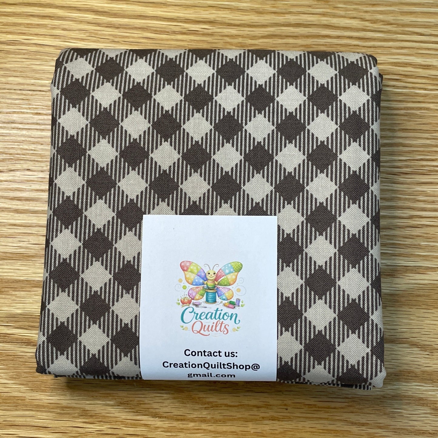 Bee Basics & Backgrounds Brown Plaid