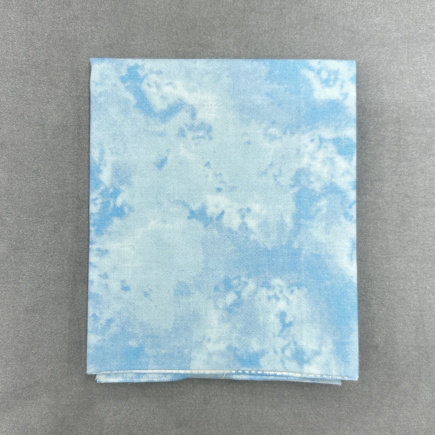 Fat Quarter cloudy blue