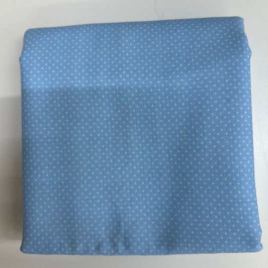 Waverly baby blue polla dots yd